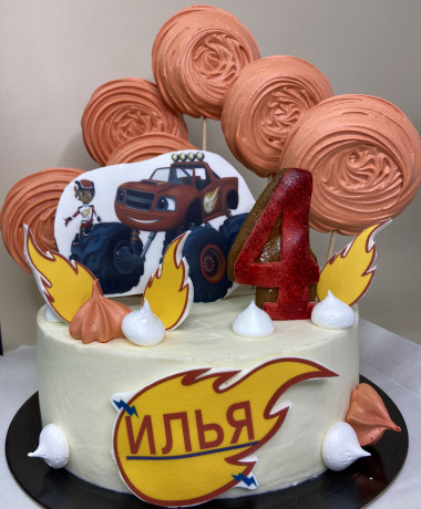 Торт детский с картинками и меренгами